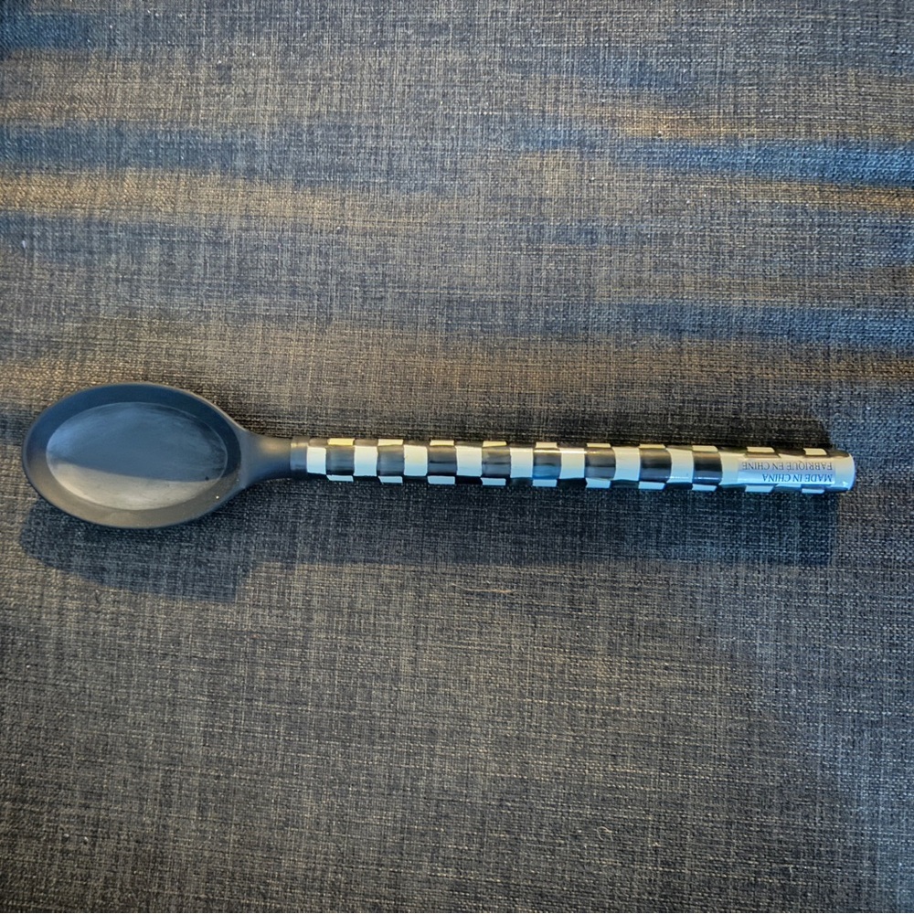 items around the house…kitchen - Picture 2 of 13